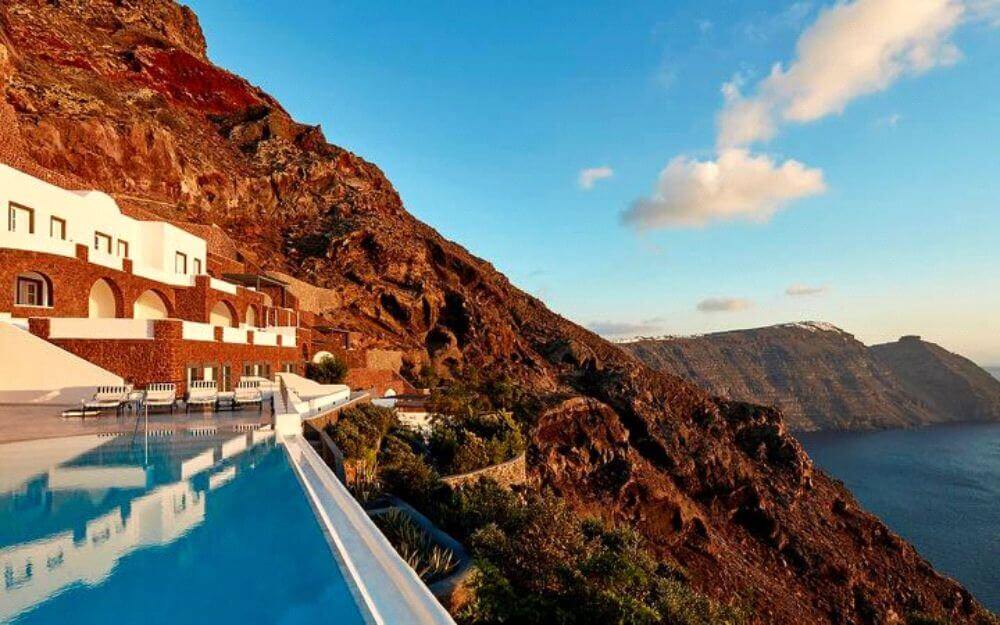 San Antonio hotel santorini