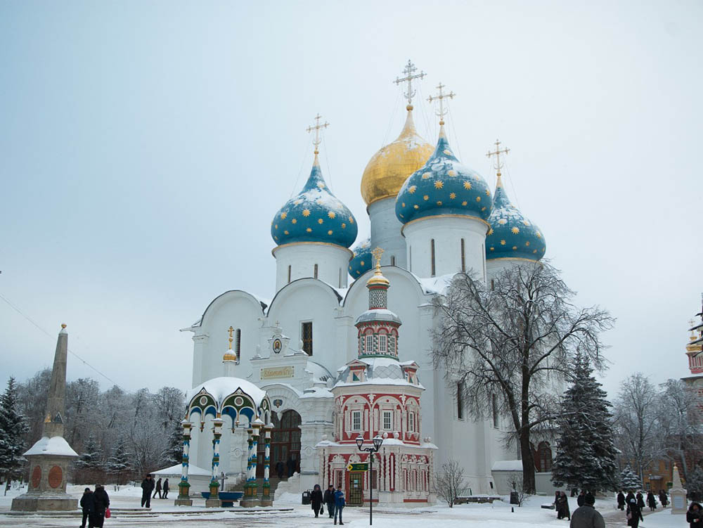 сергиев пасад троицко-сергиева лавра храм золотое кольцо