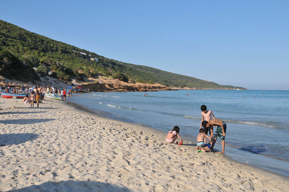 тунис пляж море дети